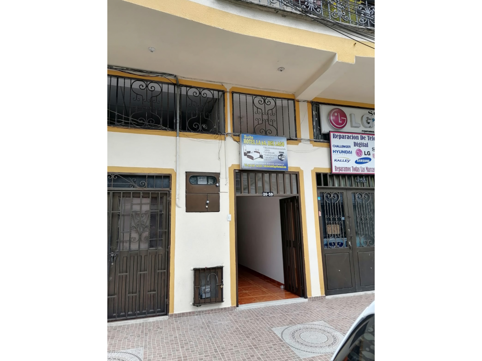 SE VENDE HOTEL EN EL CENTRO DE PEREIRA EXCELENTE UBICACION — foto 2