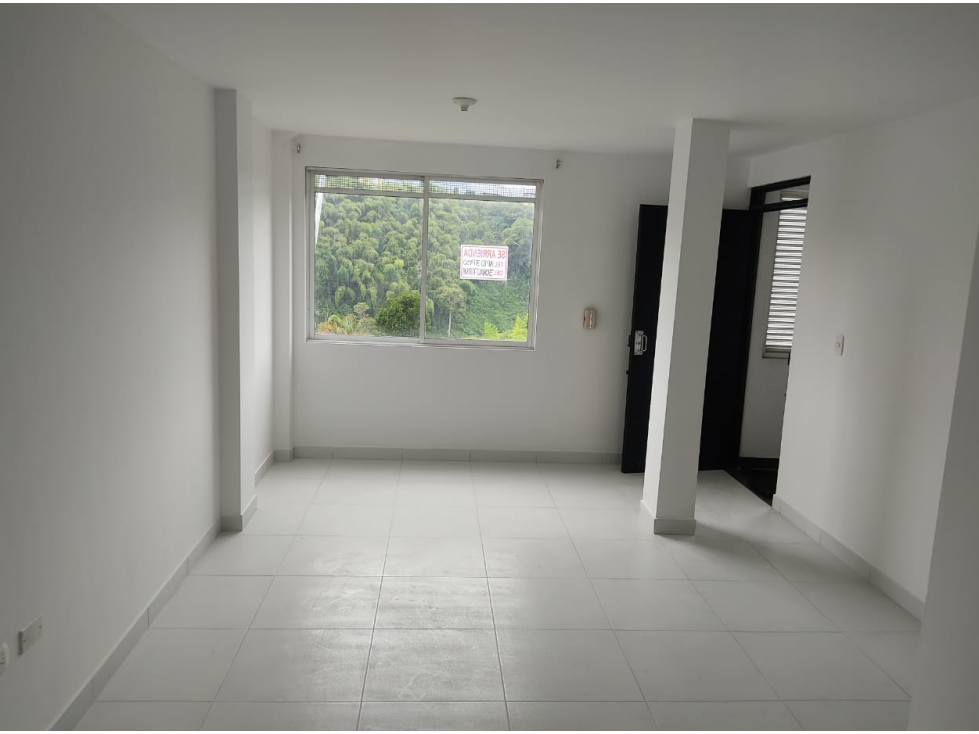 Se Vende Edificio con 4 pisos idependientes en el Poblado II — foto 2