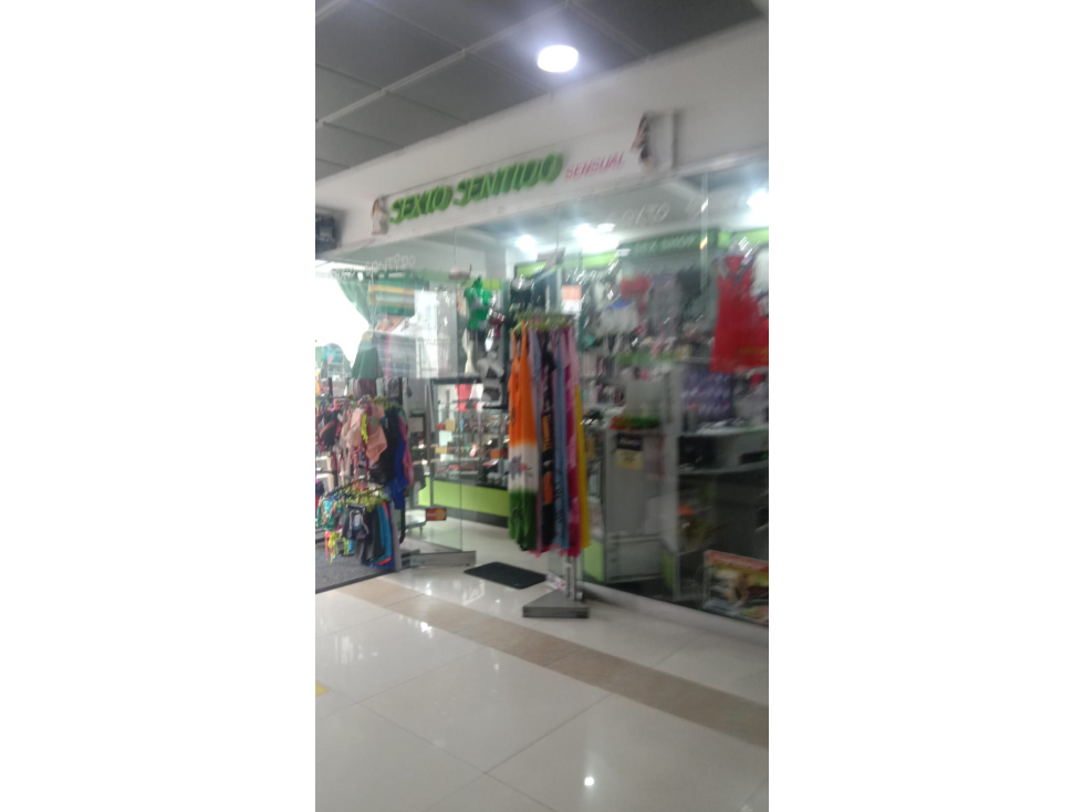 SE VENDE LOCAL EN CENTRO RENTABLE