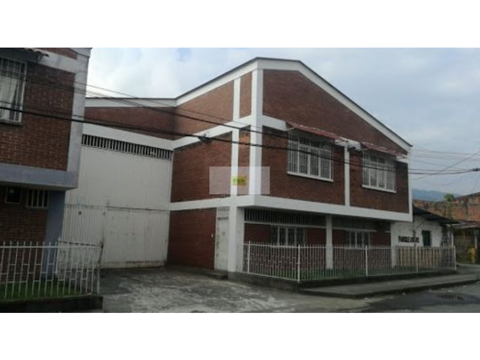 Se vende gran bodega en Dosquebradas - 1