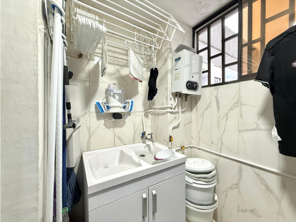 SE VENDE APARTAMENTO GRANDE EN EL CENTRO — foto 5