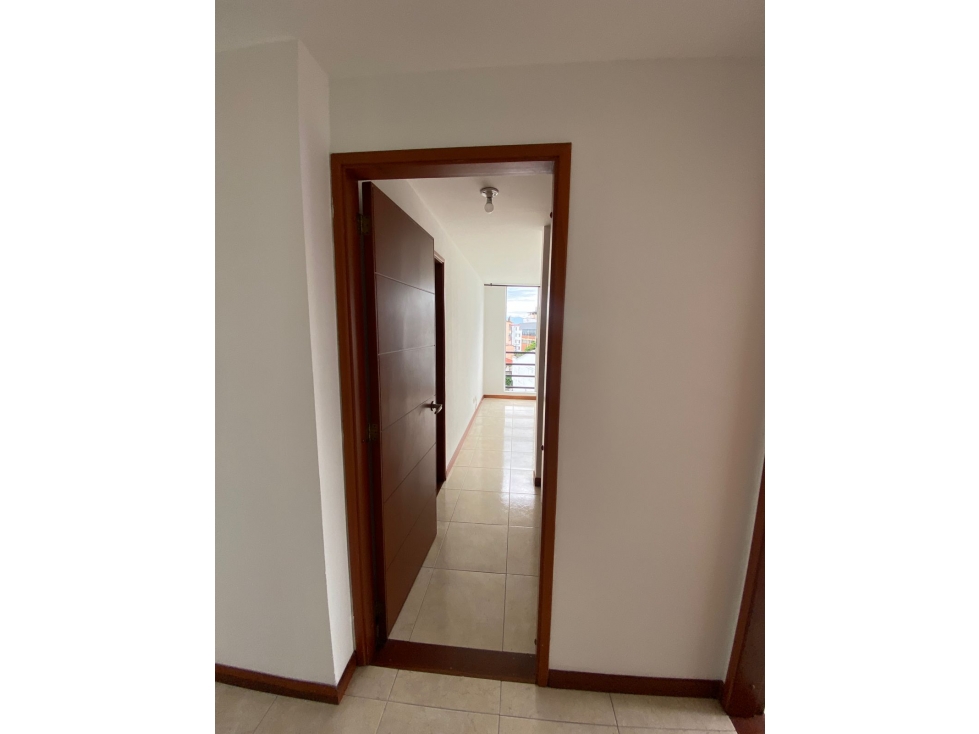 SE VENDE ESPECTACULAR APARTAMENTO CERCA A LA 30 DE AGOSTO — foto 3