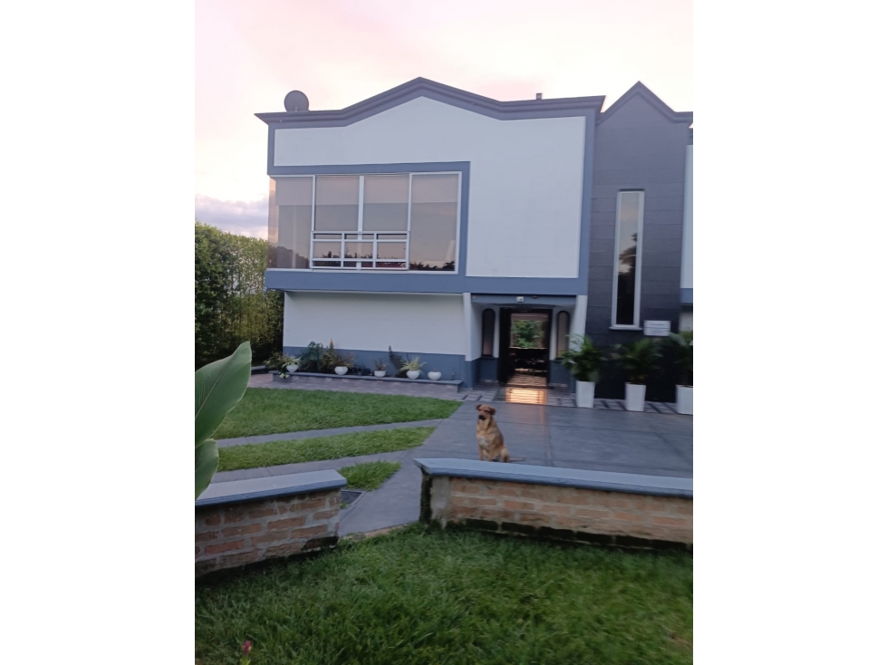 SE VENDE HERMOSA CASA CAMPESTRE POR CONDINA — foto 2