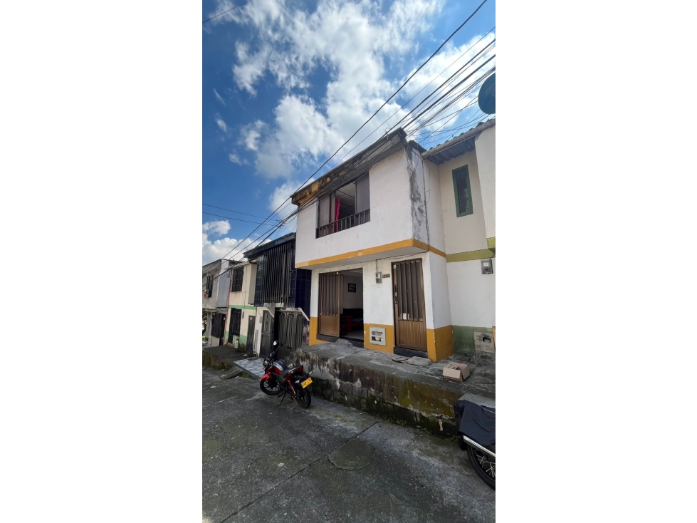 SE VENDE CASA EN CAMPESTRE CON VIVIENDAS INDEPENDIENTES