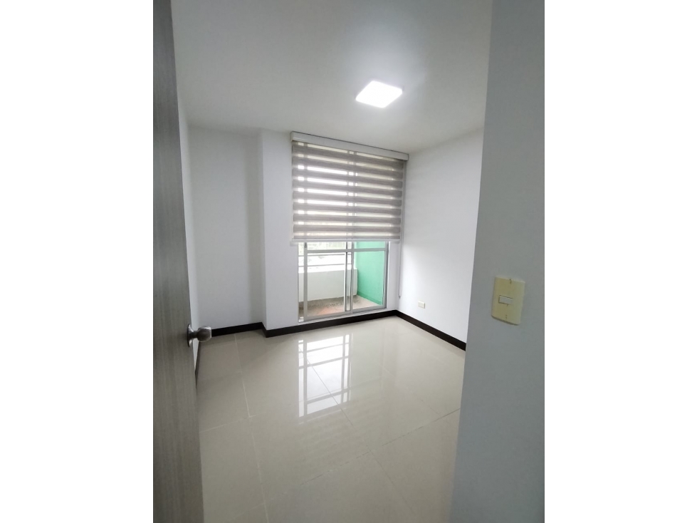 SE VENDE ESPECTACULAR APARTAMENTO EN CONJUNTO CERRADO DOSQUEBRADAS — foto 2