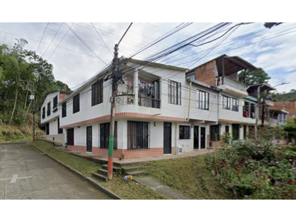 Se vende casa esquinera con 2 rentas y proyección de ampliación — foto 2