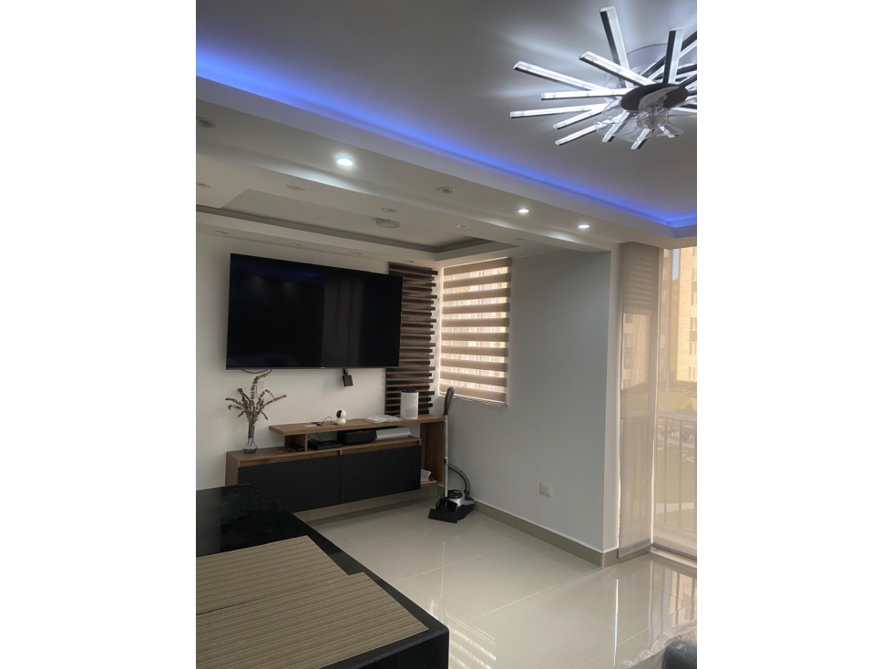 SE VENDE HERMOSO APARTAMENTO EN AQUAHILLS CENTRAL PARK — foto 2