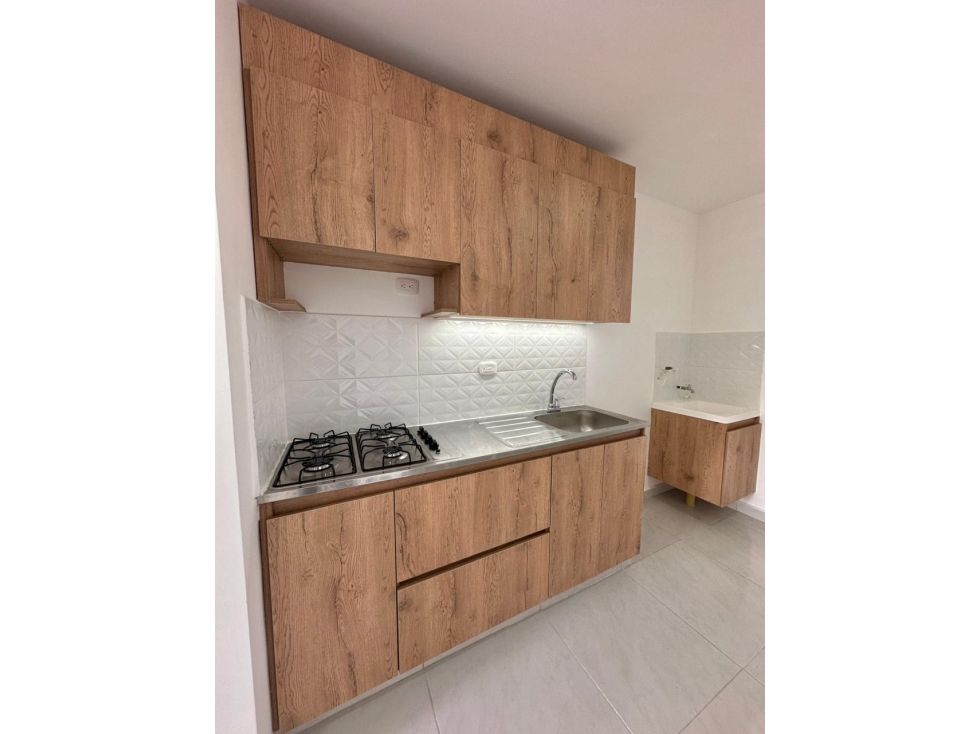 SE VENDE APARTAMENTO SECTOR FRAILES — foto 2