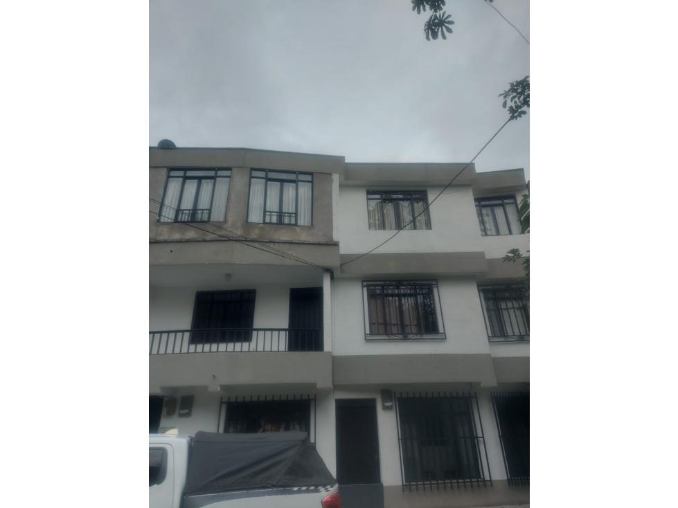 Se vende apartamento 93 m² en Dosquebradas amplio — foto 2