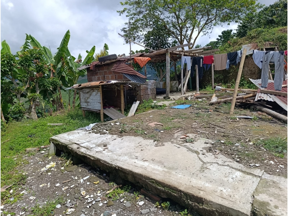 Se vende casa en vía Marsella - 2
