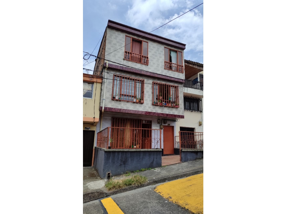 SE VENDE CASA EN ALFONSO LOPEZ DE 3 VIVIENDAS INDEPENDIENTES — foto 2