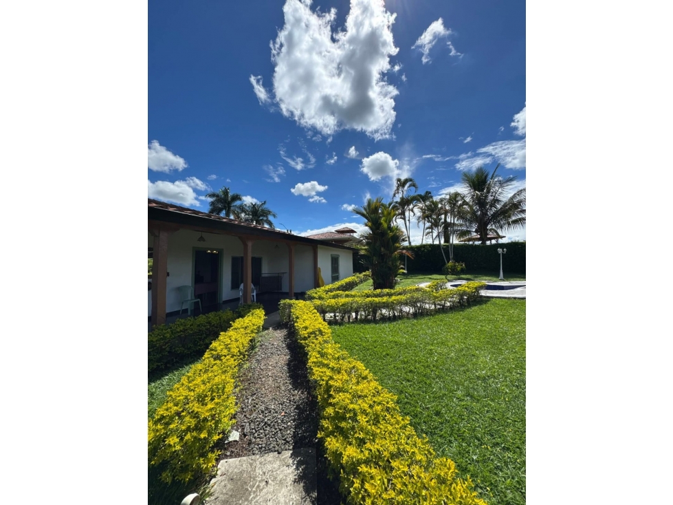 SE VENDE HERMOSA CASA CAMPESTRE VIA ALCALA — foto 2