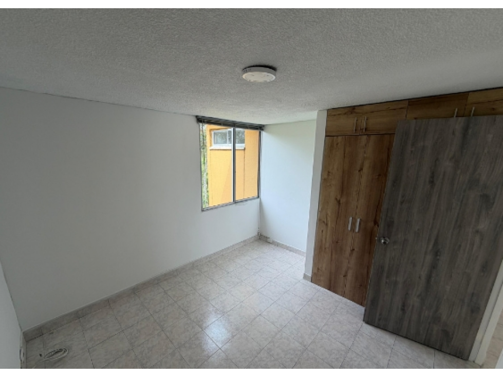 SE VENDE APARTAMENTO EN MARAYA AREA 87.8 M2 CERCA A TODO — foto 6