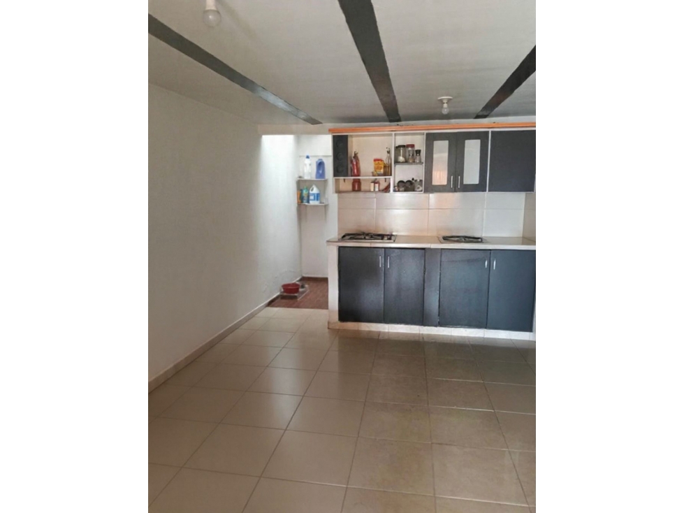 Se vende casa de 3 pisos en Mirador de Bella Sardi