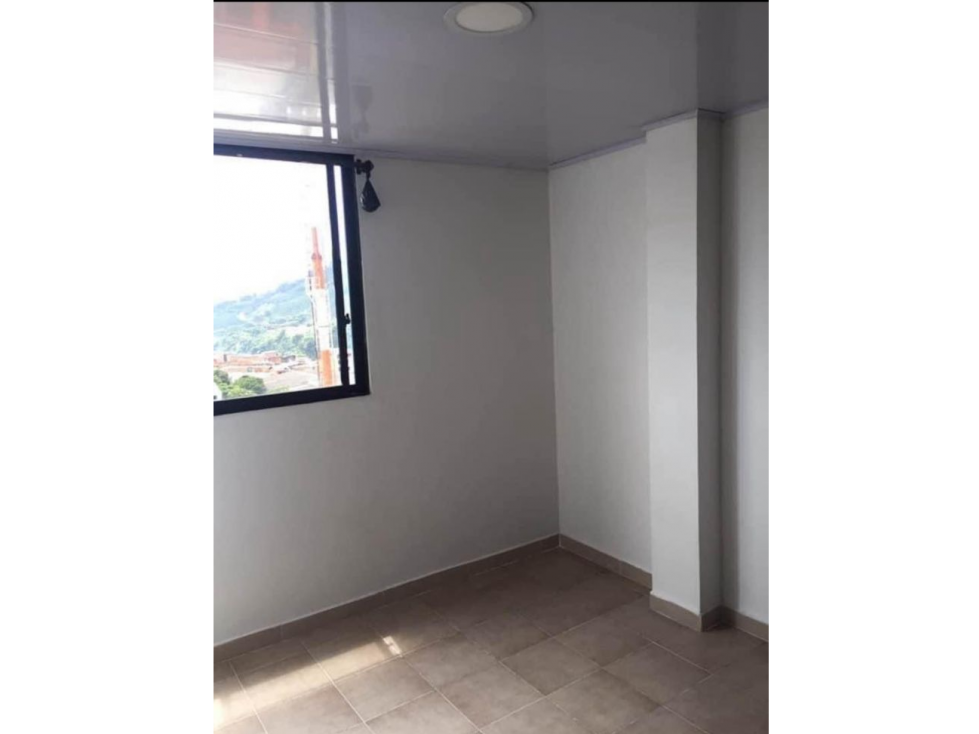 SE VENDE APARTAMENTO EN CONJUNTO CERRADO SECTOR CENTRO PEREIRA — foto 2