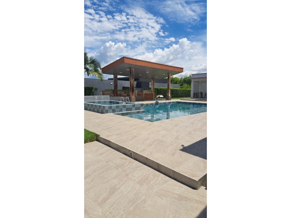 SE VENDE HERMOSA CASA CAMPESTRE EN CERRITOS PEREIRA — foto 2