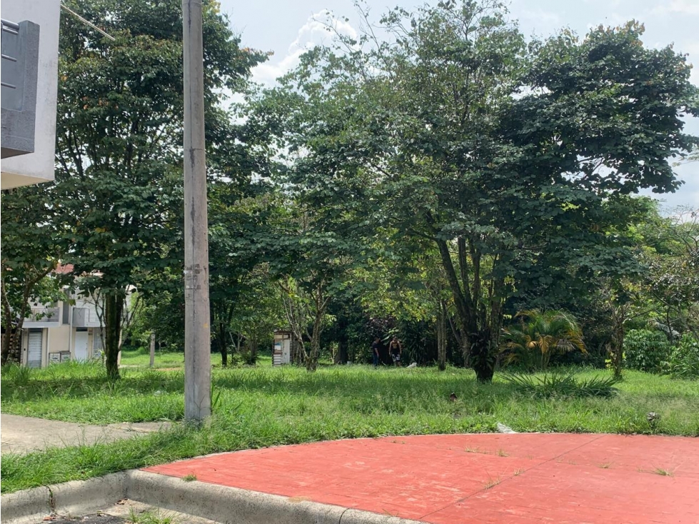 Se Vende Casa Esquinera De 3 Pisos En Montebonito Dosq — foto 2