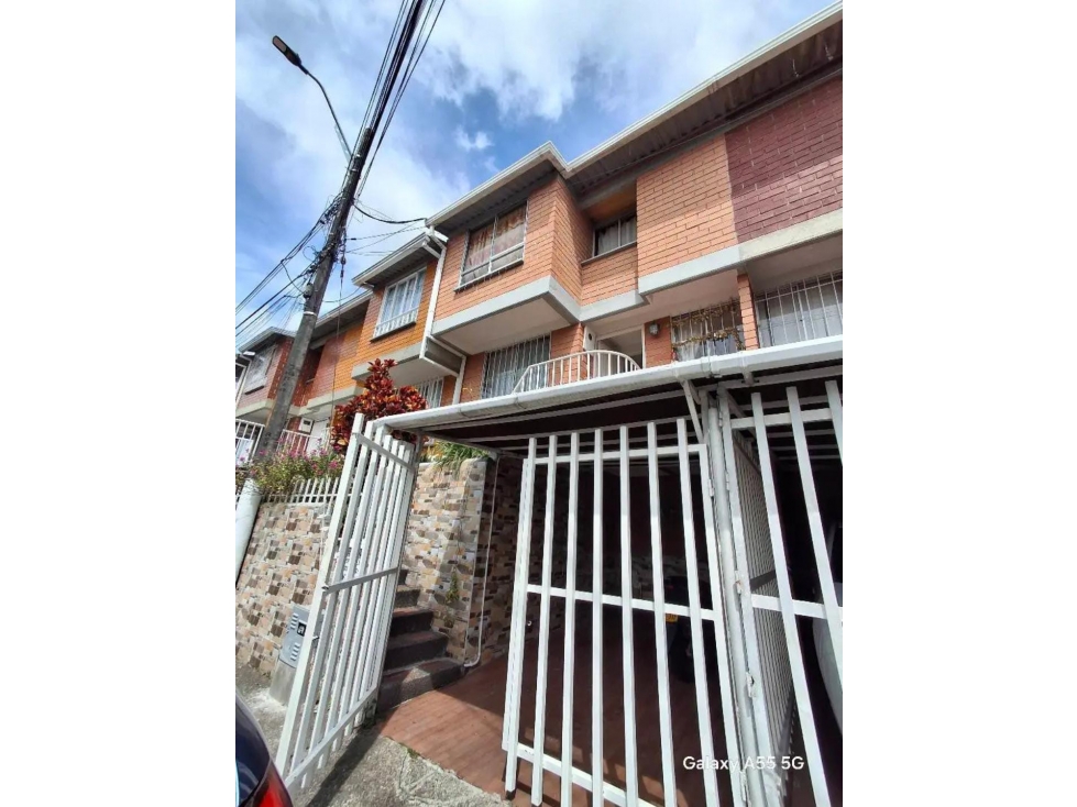 Se Vende Casa De 2 Pisos En Las Antillas San Nicolás — foto 2