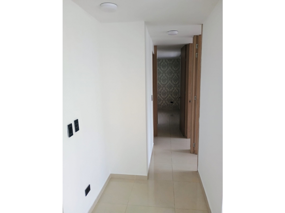 SE VENDE HERMOSO APARTAMENTO EN CONJUNTO CERRADO DOSQUEBRADAS — foto 2