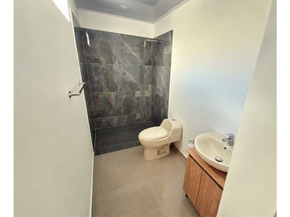 Se Vende Casa Remodelada De Un Piso En Cartago — foto 3