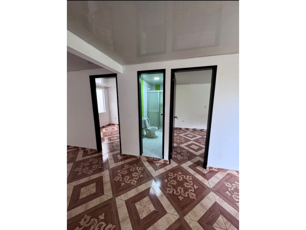 SE VENDE CASA PISOS INDEPENDIENTES SECTOR CUBA PEREIRA — foto 2