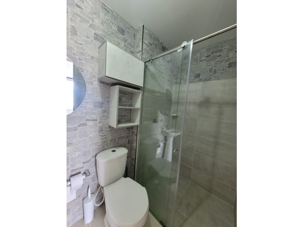 SE VENDE APARTAMENTO CONDINA SECTOR QUE NO TUBO AFECTACION TERREMOTO — foto 2