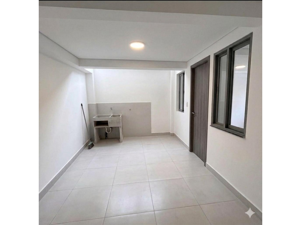 SE VENDE HERMOSA CASA EN SANTA ROSA DE CABAL LA HERMOSA — foto 2