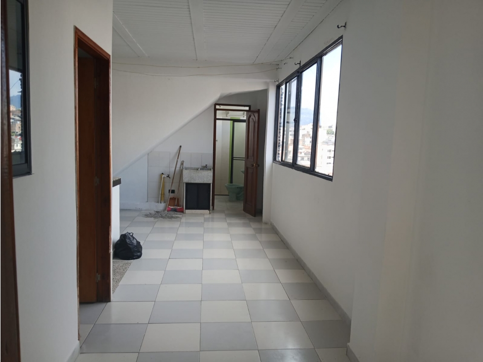 SE ARRIENDA APARTAMENTO EN SECTOR CENTRO — foto 2