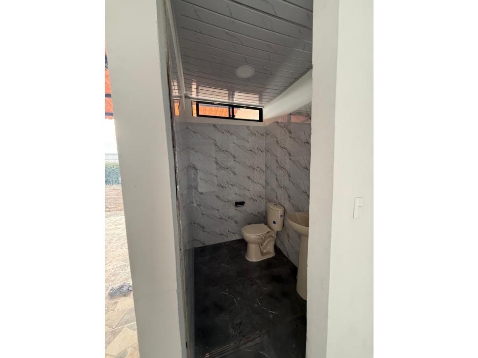 SE VENDE CASA CAMPESTRE ENTRE ALCALA Y CARTAGO EN CONDOMINIO — foto 5