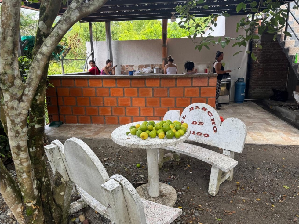 SE VENDE CASA CAMPESTRE EN PIEDRA DE MOLER — foto 2