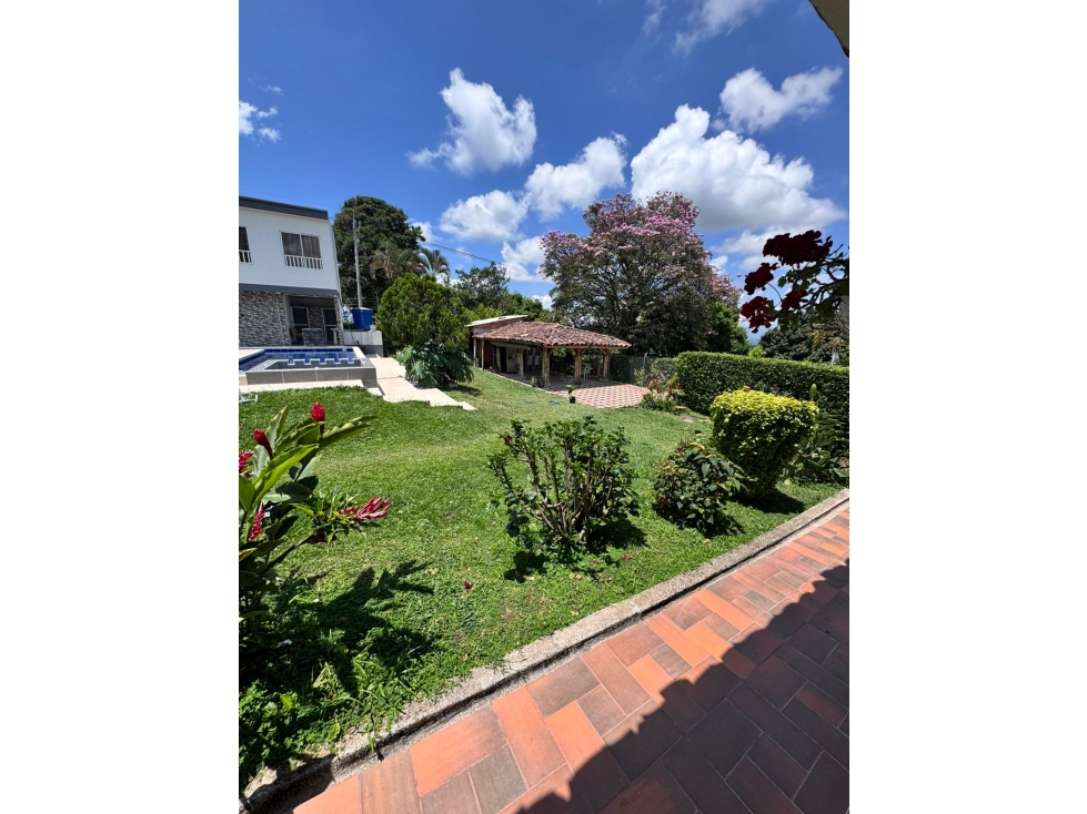 VENDO HERMOSA FINCA TURISTICA EN MORELIA RISARALDA — foto 3