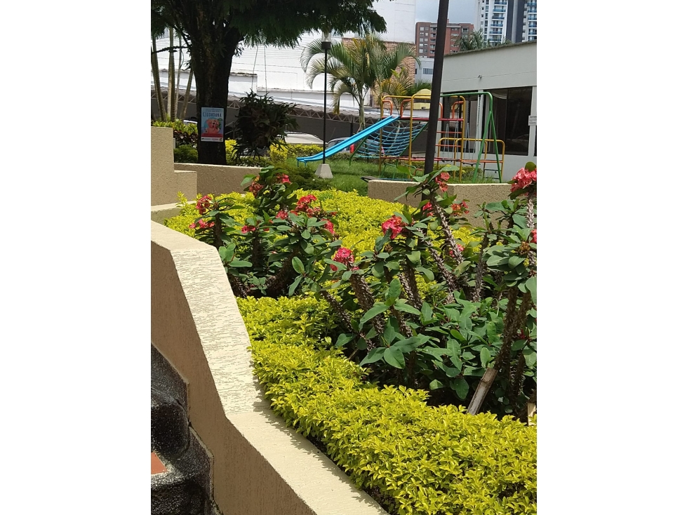 Se vende penthouse en Pinares con vista y parqueadero — foto 6
