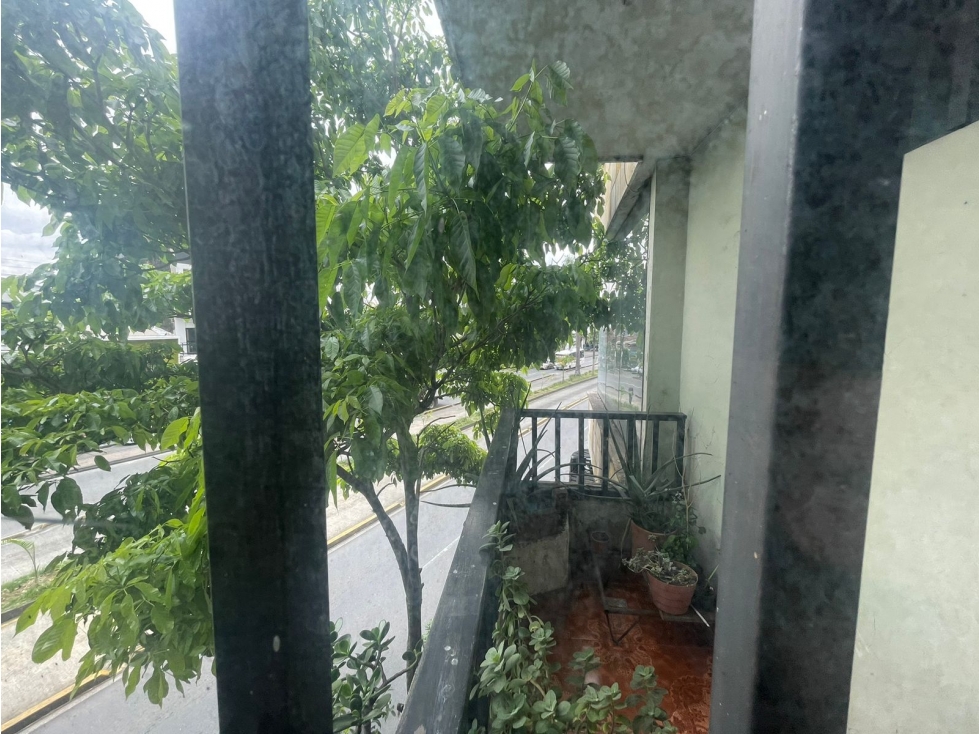 Venta edificio cinco pisos en Av. 30 de agosto zona alta valorización — foto 3