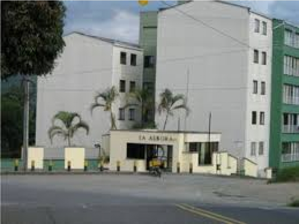 Venta excelente apartamento conjunto cerrado la cincunvalar en Pereira