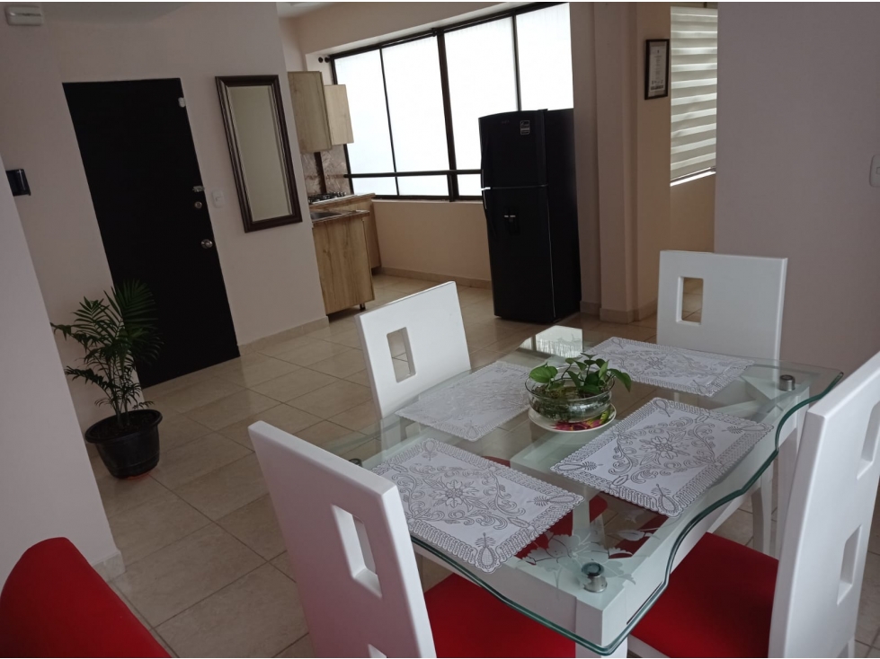 Apartamento dúplex con versatilidad y potencial de ingresos