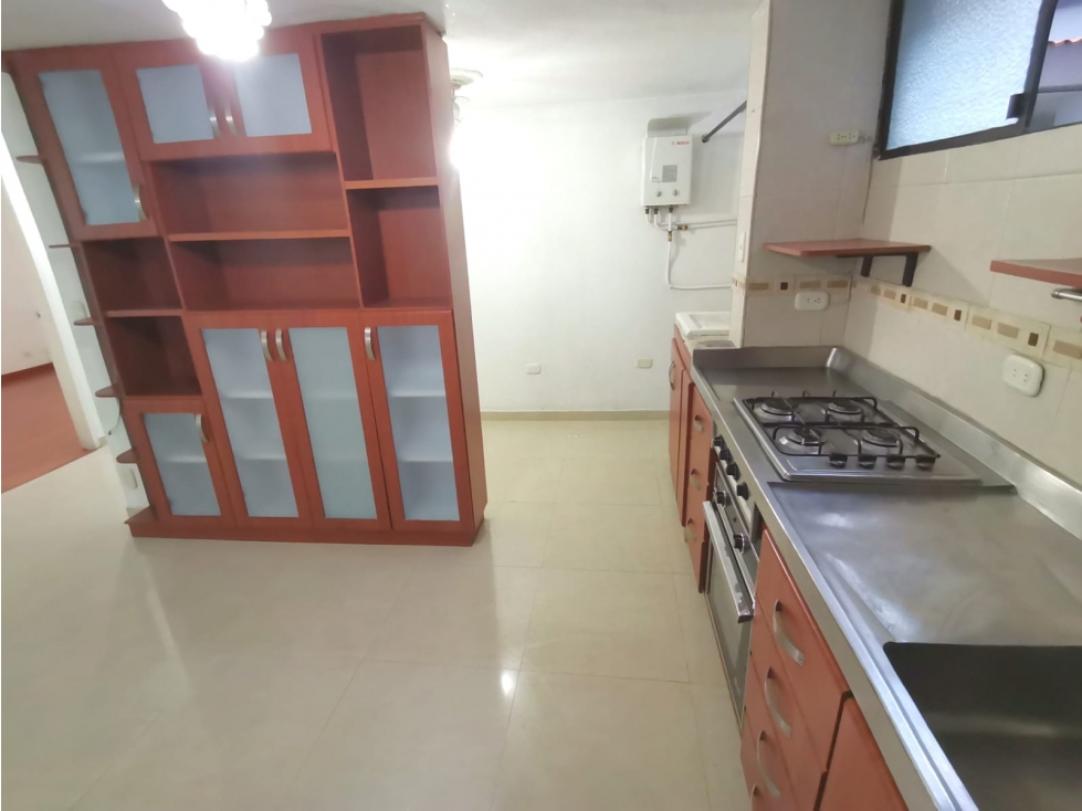 SE VENDE APARTAMENTO A UNA CUADRA DE LA UNIVERSIDAD!! — foto 5