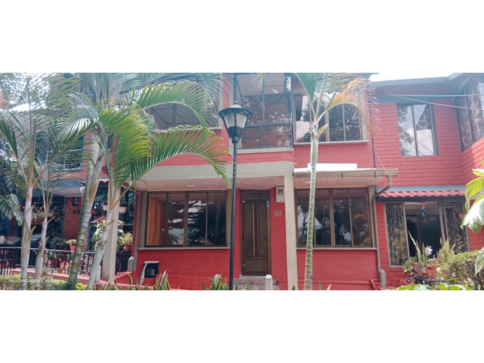 SE VENDE CASA DUPLEX EN DOSQUEBRADAS