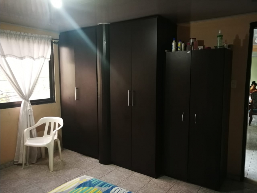 Se vende hermosa casa en la Av 30 de agosto Vivienda independiente — foto 5