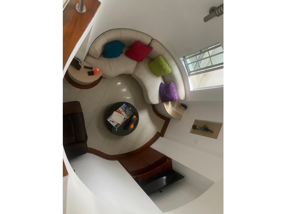 Se vende casa en conjunto cerrado avenida 30 de agosto — foto 2