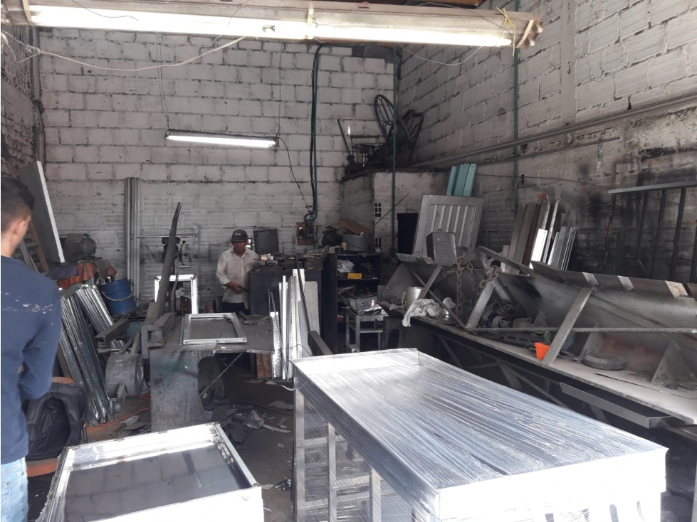 SE VENDE CASA LOTE CON RENTA EN EL CENTRO DE PEREIRA — foto 3