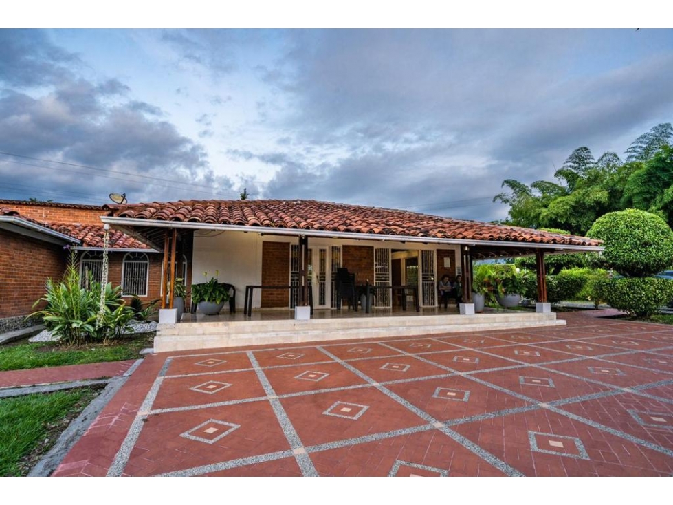 Se Vende o Permuta Hermosa Finca Vía Alcalá — foto 2