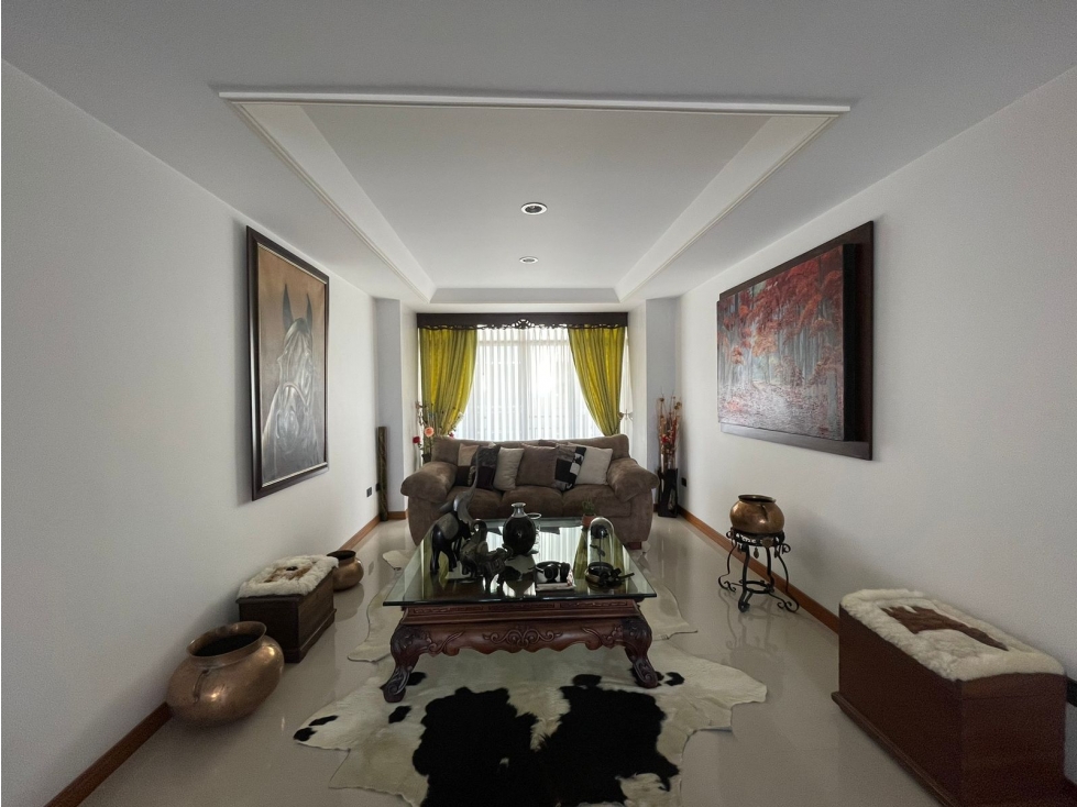 Vive en Pinares con Estilo y Comodidad! Apto en Venta — foto 2