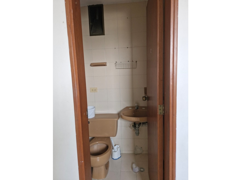 SE VENDE O PERMUTA APARTAMENTO EN PINARES EN VIA PRINCIPAL 290M2 — foto 5