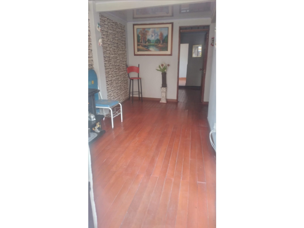 ¡Encantadora casa en venta dos pisos en el Barrio GalÃ¡n! — foto 5
