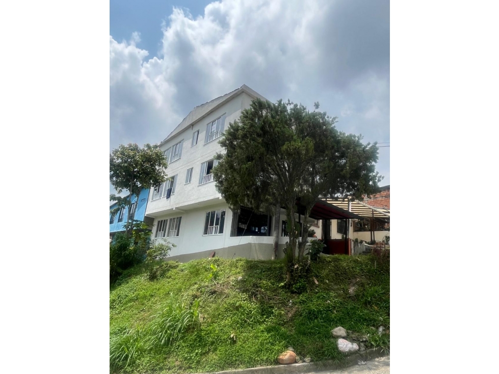 SE VENDE EDIFICIO PERMUTA VIVIENDAS INDEPENDIENTES — foto 3