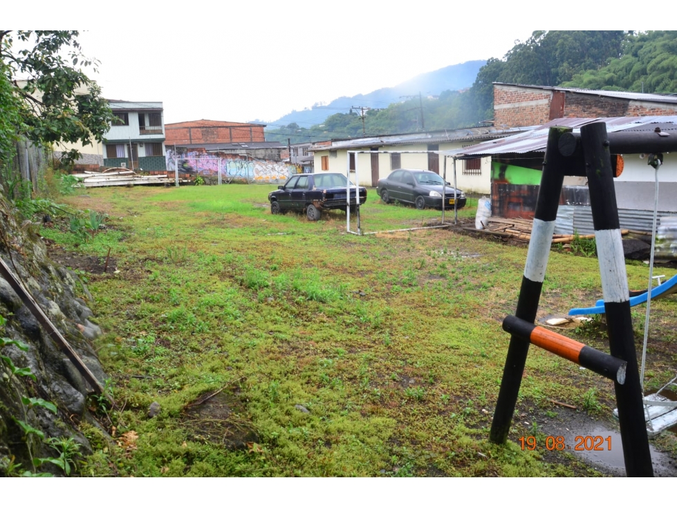 Venta de hermoso lote por la avenida del Rio 835 ms2 — foto 3