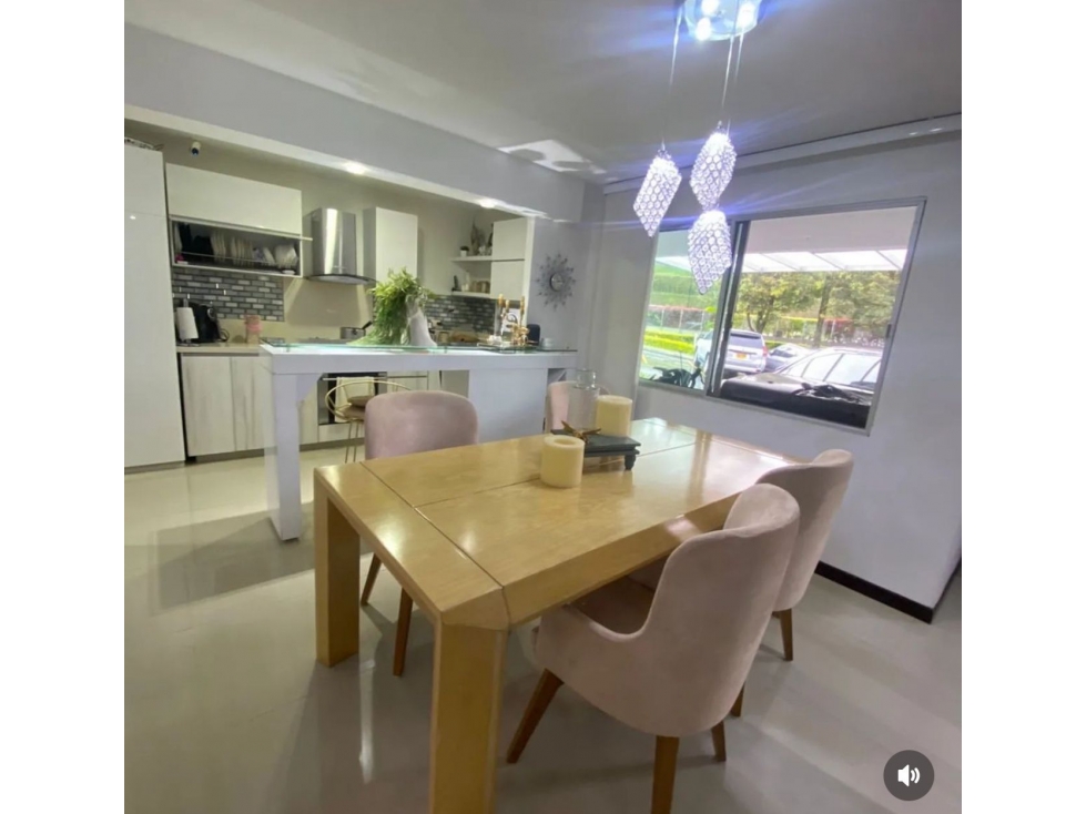 se vende espectacular casa en Maraya