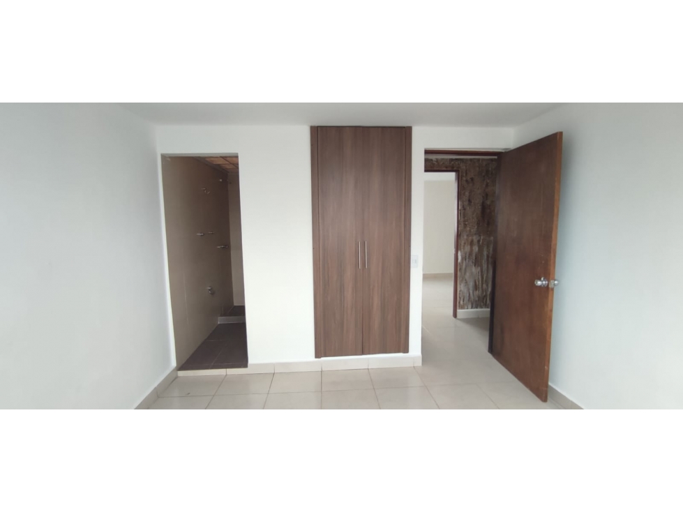 SE VENDE APARTAMENTO CERCA A LA ARBOLEDA AREA 170 M2 — foto 4