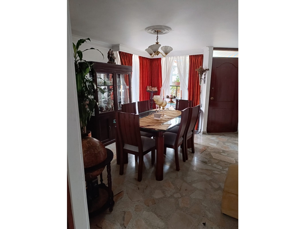 SE VENDE HERMOSA CASA EN CONJUNTO CERRADO EN AV SUR — foto 4
