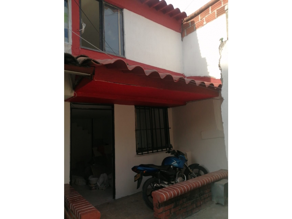 SE VENDE CASA EN BOSQUES DE LOS LAGOS CARTAGO CONJUNTO CERRADO